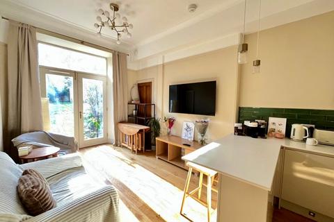 undefined, Comiston Gardens, Edinburgh EH10