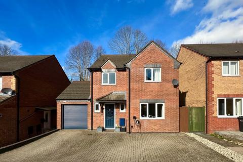 Sunshine Close, Ledbury, HR8