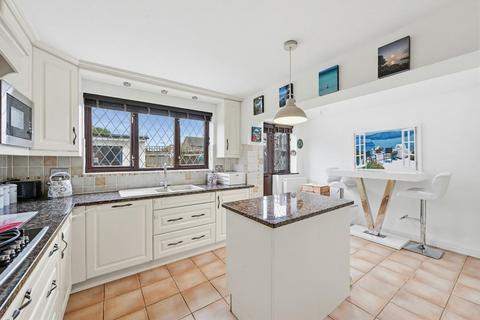 3 bedroom semi-detached house for sale, Thurnham Way, Tadworth KT20