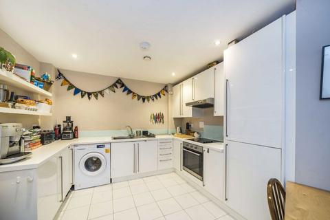 1 bedroom flat to rent, Magdalen Road, London SW18