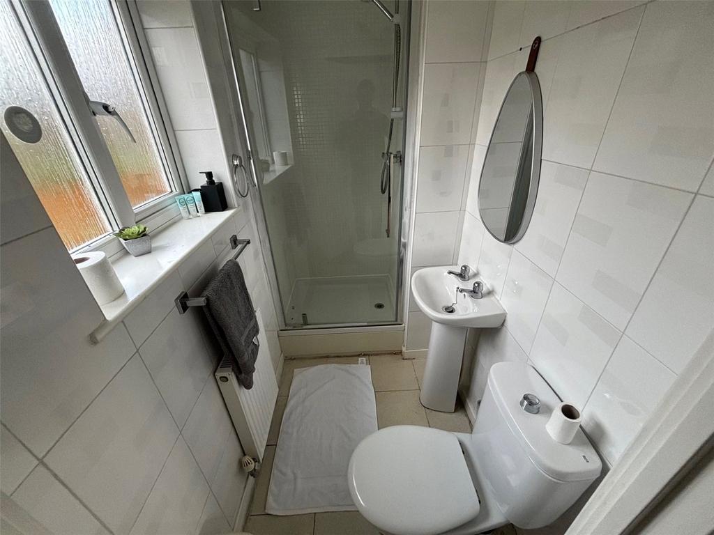 Ensuite