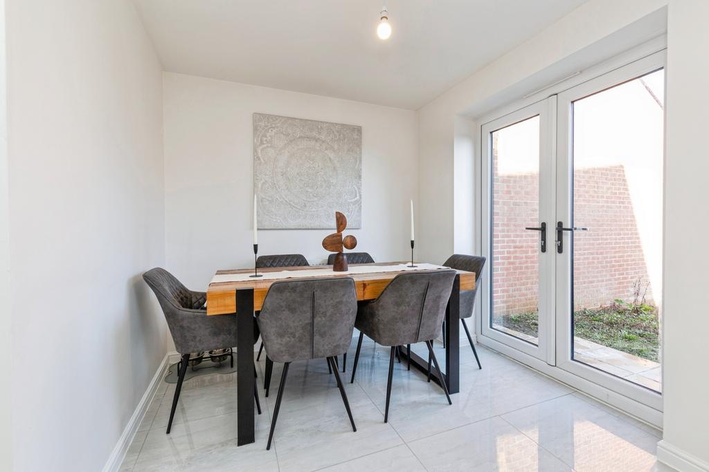 Kitchen/Dining Room
