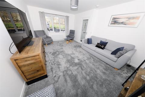 5 bedroom detached house for sale, Laid crescent, Glenrothes