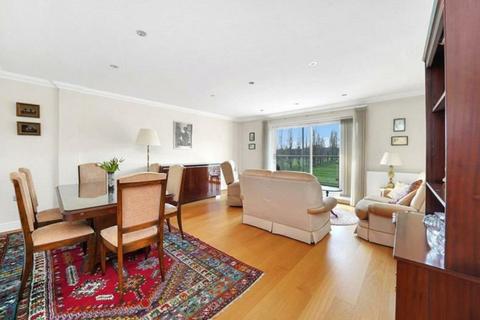 2 bedroom flat to rent, Regents Park Road, Finchley N3