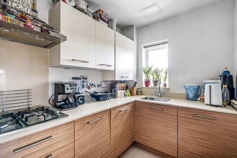 2 bedroom apartment for sale, Station Approach, Oxted, Surrey, RH8
