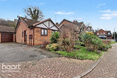 3 bedroom detached bungalow for sale, Beaufort Court, NOTTINGHAM