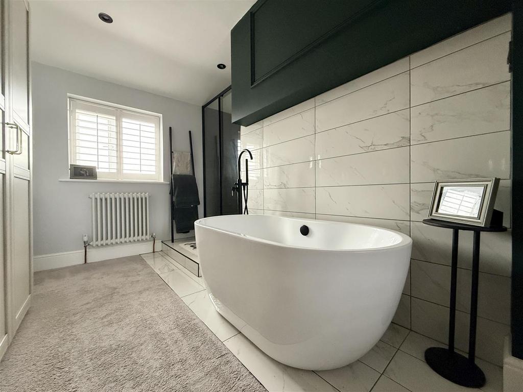 Bedroom One With En Suite