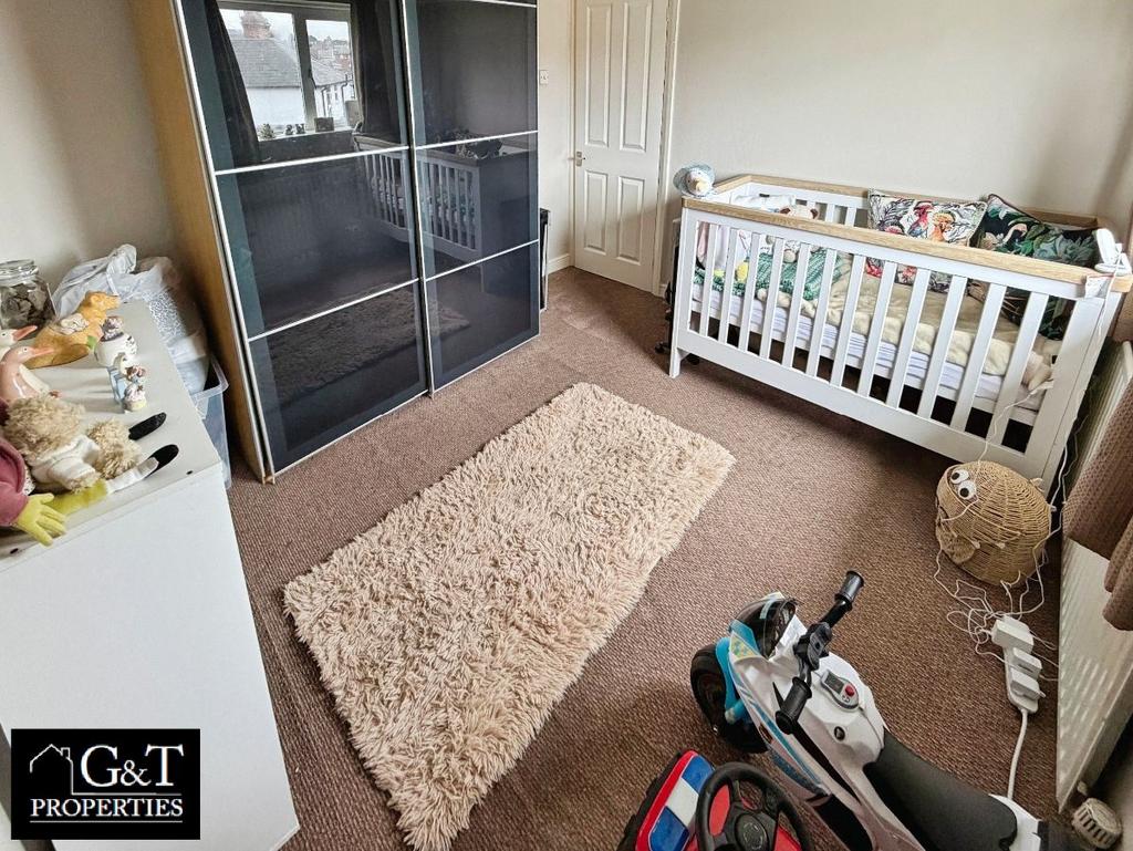 Second bedroom