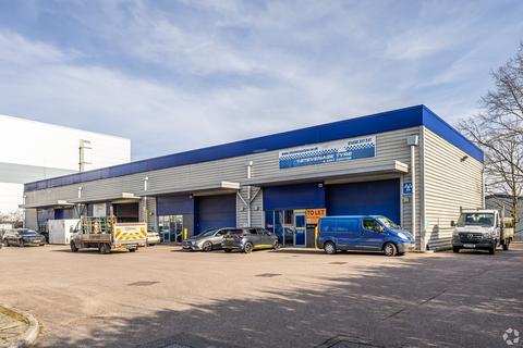 Warehouse to rent, Gunnels Wood Rd Stevenage SG1 2GR