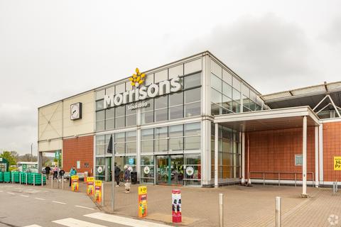 Shop to rent, International Drive Cardiff CF11 0JP
