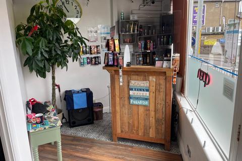 Retail property (high street) to rent, 380 Tonbridge Rd Maidstone ME16 8TR