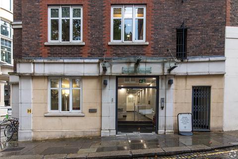 Office to rent, 3 Laurence Pountney Hl London EC4R 0BB