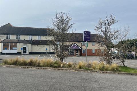 Restaurant to rent, Ickenham Rd Ruislip HA4 7DR