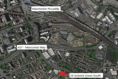 Garage to rent, 22-24 Ardwick Green S Manchester M13 9XE