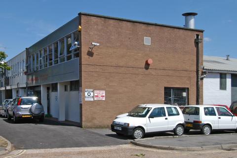 Warehouse to rent, West Quay Rd Southampton SO15 1GZ