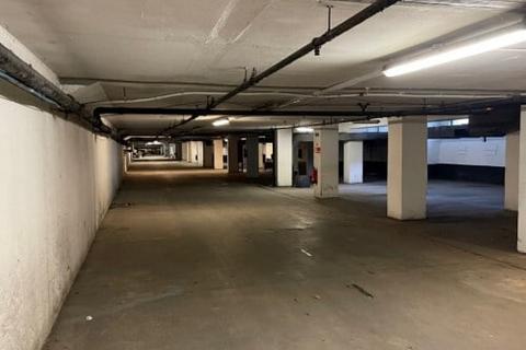 Industrial unit to rent, Gloucester Ter London W2 3DF