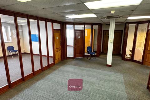 Office to rent, Lichfield Rd Branston DE14 3HD