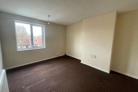2 bedroom flat to rent, Oakash Court, NOTTINGHAM, NG16