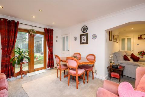 4 bedroom detached house for sale, Oakdene Way, Leeds, LS17