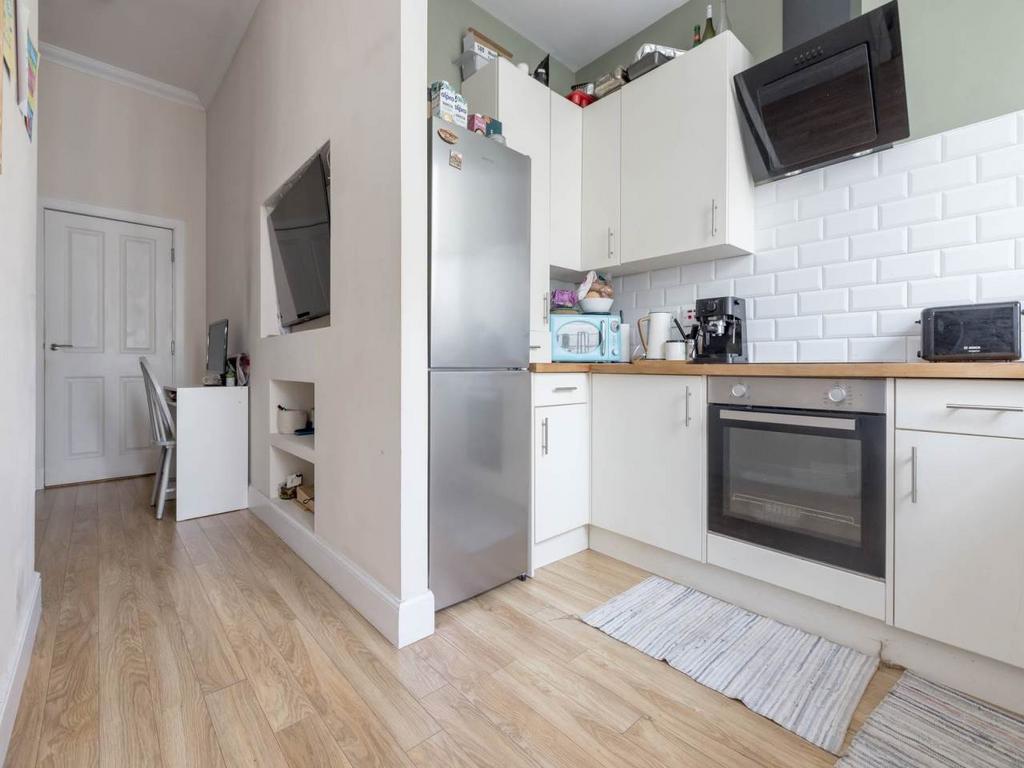 77750 St Leonards St-0