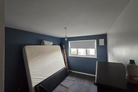 2 bedroom flat for sale, 24 Pitfield Crescent, Thamesmead, London, SE28 8RG