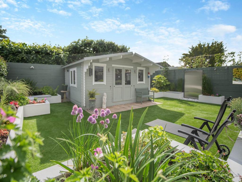 6 wickfield garden 2
