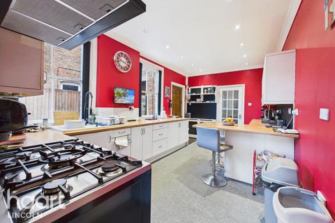 4 bedroom terraced house for sale, Grantham Road, Sleaford