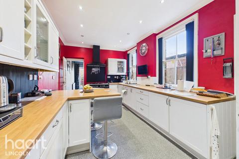 4 bedroom terraced house for sale, Grantham Road, Sleaford