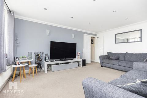 2 bedroom flat to rent, Sea Road, Bournemouth, BH5 1