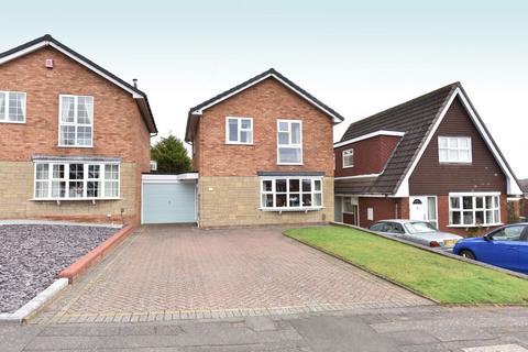 3 bedroom link detached house for sale, Garret Close, Kingswinford DY6