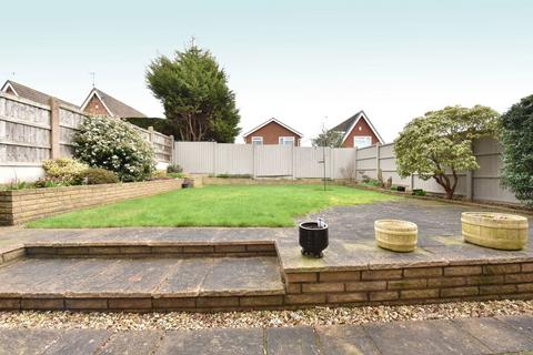 3 bedroom link detached house for sale, Garret Close, Kingswinford DY6