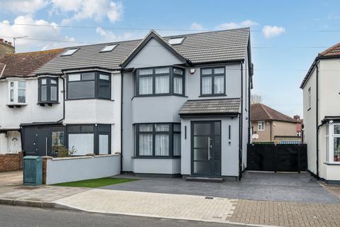 5 bedroom end of terrace house for sale, Malvern Gardens, Harrow HA3