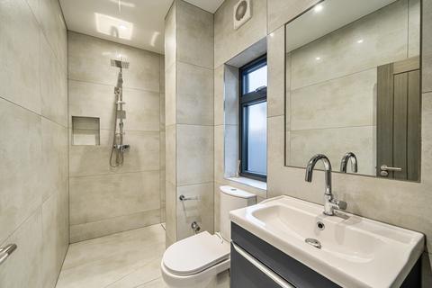 5 bedroom end of terrace house for sale, Malvern Gardens, Harrow HA3