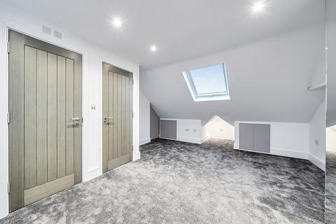 5 bedroom end of terrace house for sale, Malvern Gardens, Harrow HA3