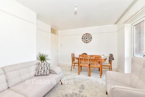2 bedroom apartment for sale, Eastern Road, Portsmouth, Hampshire