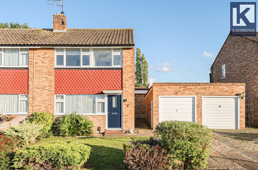 Poplar Crescent, Epsom - KT19 9 ER