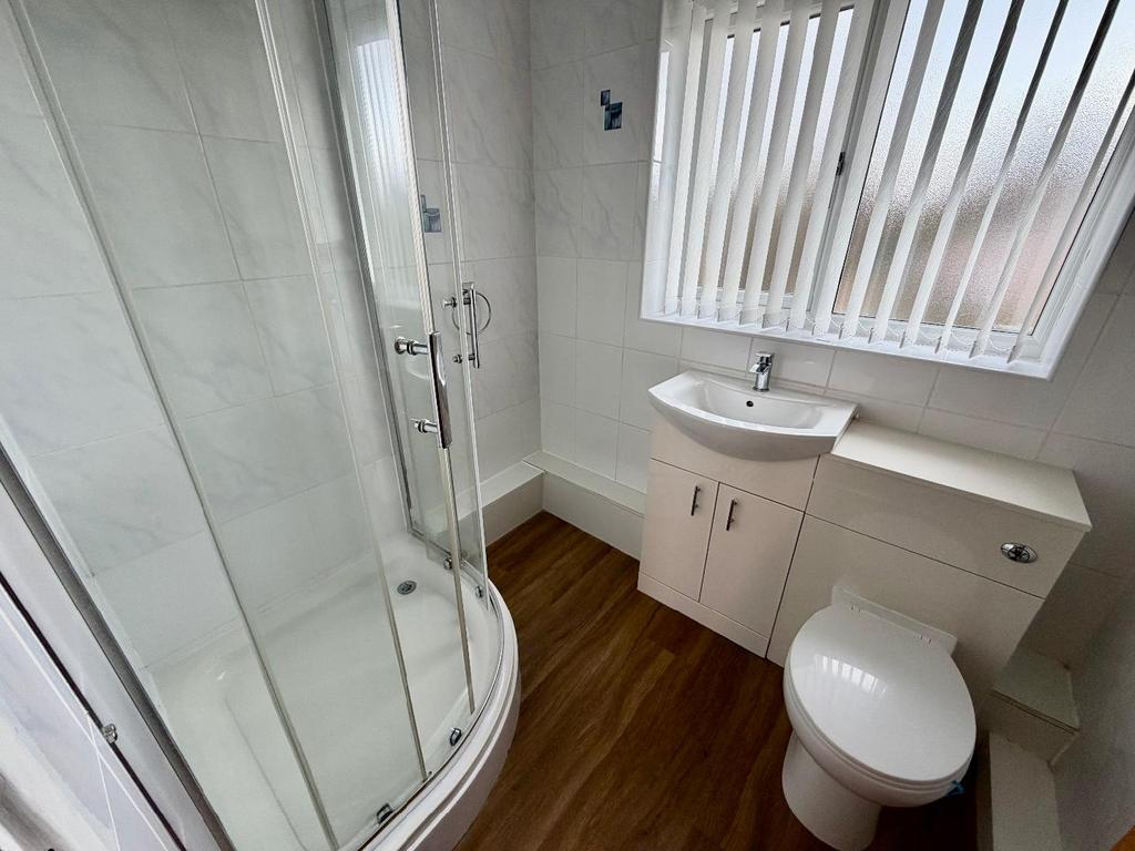 Shower Room/w.c.