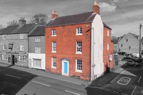 2 bedroom flat for sale, Beacon Court, Gaia Lane, Lichfield.