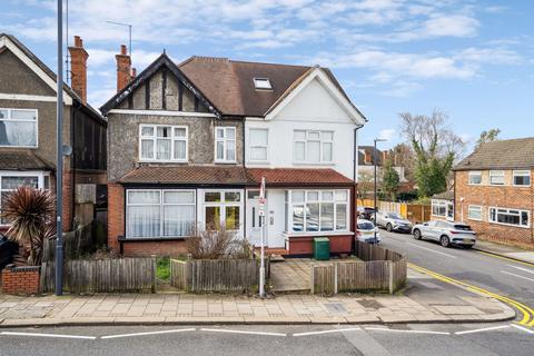 4 bedroom semi-detached house for sale, Harrow