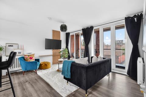 2 bedroom flat for sale, Wokingham RG40