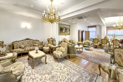 4 bedroom semi-detached house for sale, 11 Limes Avenue, Golders Green, London, NW11 9TJ