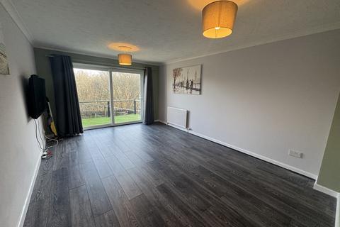 2 bedroom house to rent, Coombe Way, Plymouth, PL5