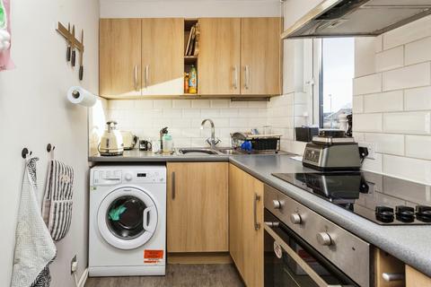 undefined, Newbridge Close, Broadbridge Heath, Horsham