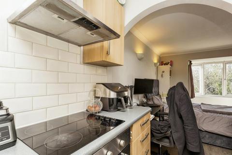undefined, Newbridge Close, Broadbridge Heath, Horsham