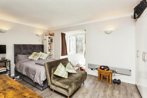 undefined, Newbridge Close, Broadbridge Heath, Horsham