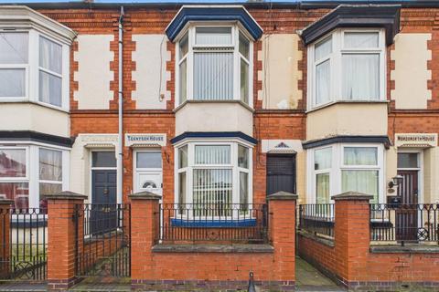 2 bedroom terraced house for sale, Central Road, Woodgate, Leicester