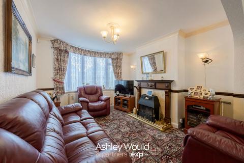 3 bedroom detached house for sale, Sandfields Road, Oldbury B68