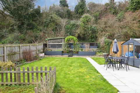 undefined, Ladysmith, Gomeldon, Salisbury