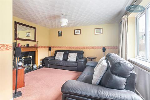 3 bedroom semi-detached house for sale, Lee Avenue, Deepcar, Sheffield