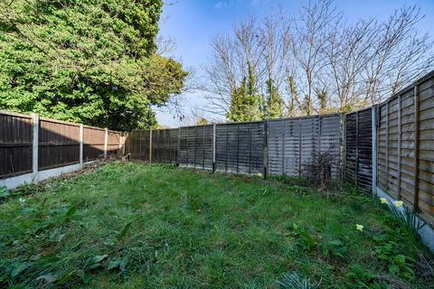 2 bedroom maisonette for sale, Burr Close, Bexleyheath